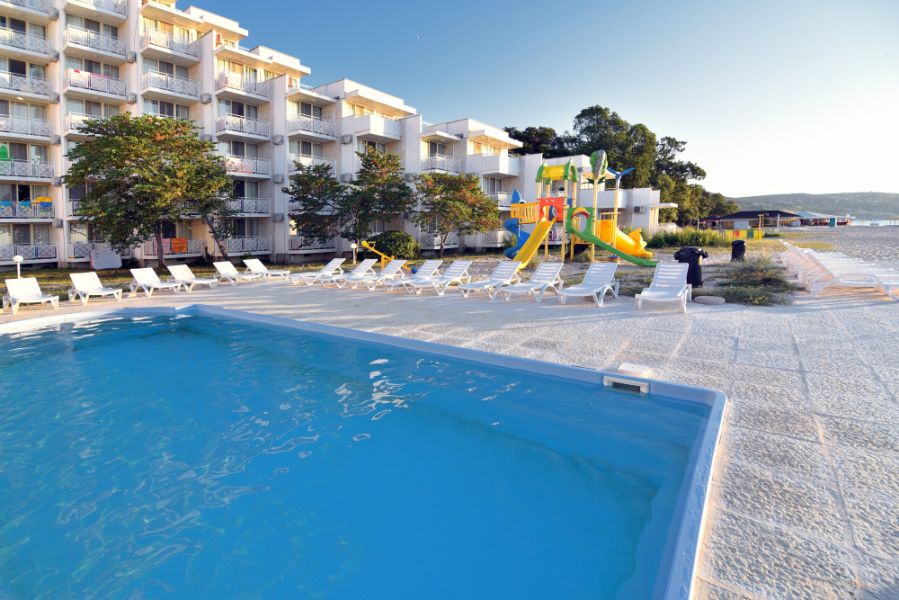 Почивка в хотел МУРА АЛБЕНА 4*, АЛБЕНА - МУРА АЛБЕНА **** НОЩУВКА/НОЩУВКА И ЗАКУСКА