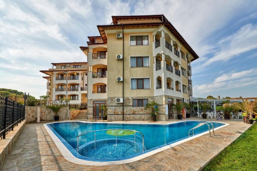 Почивка в хотел ТОМАС РЕЗИДЕНС APPH, ЦАРЕВО - ТОМАС РЕЗИДЕНС