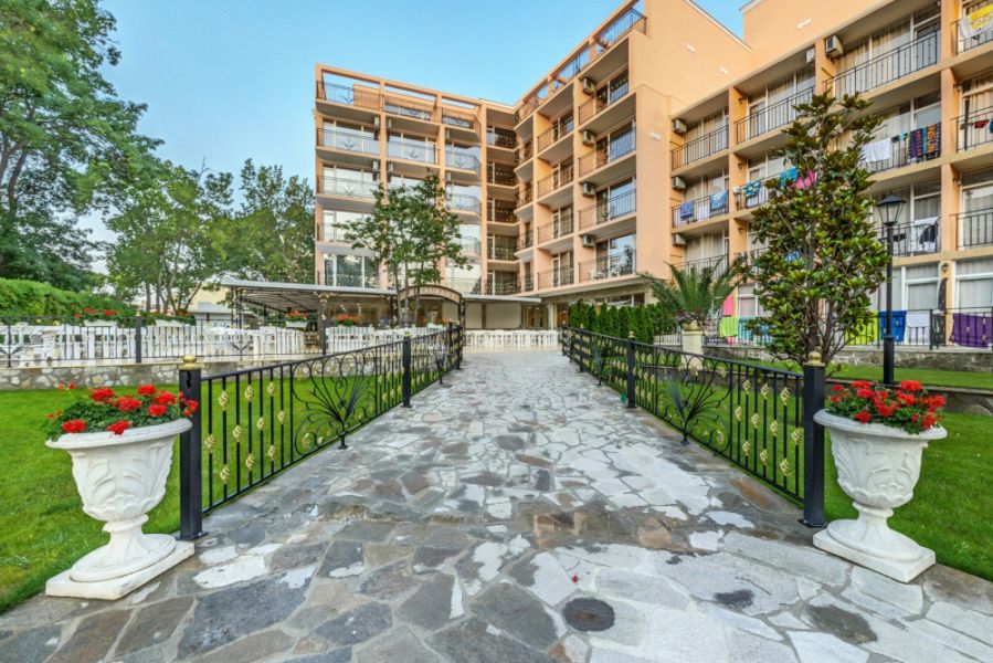 Почивка в хотел РИВА ПАРК 4*, СЛЪНЧЕВ БРЯГ - РИВА ПАРК ****