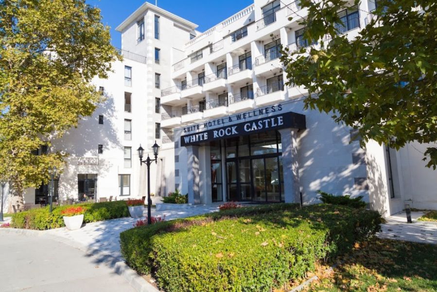 Почивка в хотел УАЙТ РОК КАСЪЛ 3*, БАЛЧИК - УАЙТ РОК КАСЪЛ *** НОЩУВКА И ЗАКУСКА