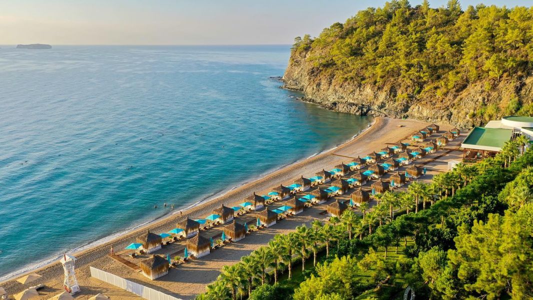 Почивка в Кемер, Турция със самолет от Варна в Неделя - 7 нощувки