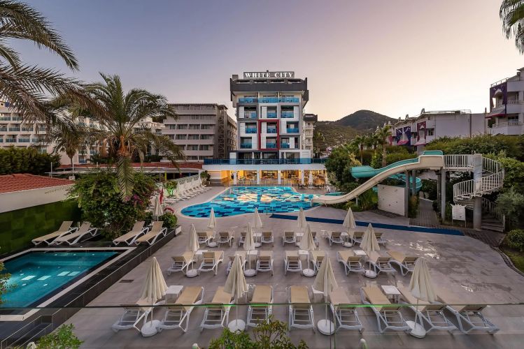 WHITE CITY BEACH HOTEL (ADULTS ONLY)