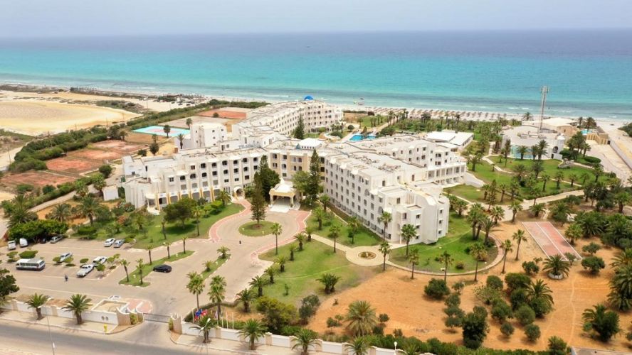 THAPSUS BEACH RESORT